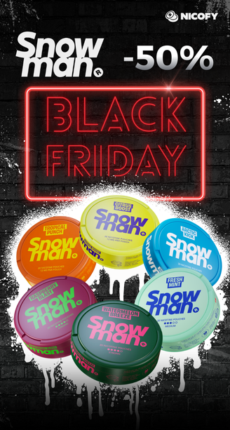 Snowman sáčky Snowman s oznámením o slevové akci k Black Friday, které nabízejí různé příchutě a 50% slevu, zvýrazněné na tmavém cihlovém pozadí s neonovým textem.